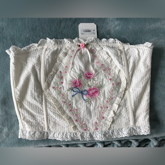 Altar'd State Ivory Floral Embroidered Crop Top - Picture 2 of 6